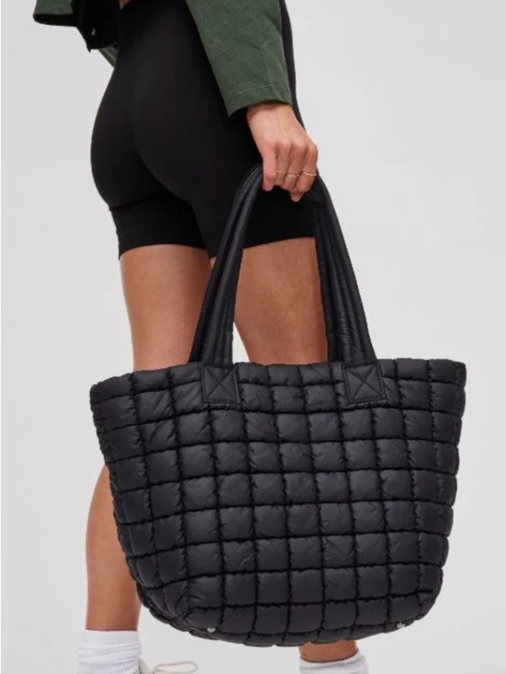 Urban Expressions Black Quilted Puffer Tote - Picture 4 of 11
